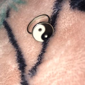 Ying Yang Ring